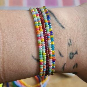 Ensemble de 5 bracelets en perles de rocaille